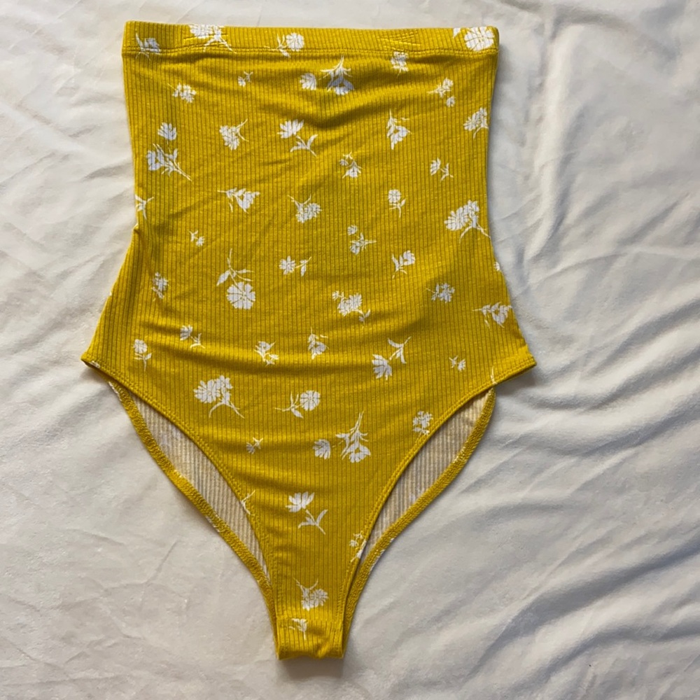 Forever 21 Strapless bodysuit